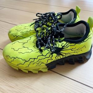 Boys shoe from Amazon
